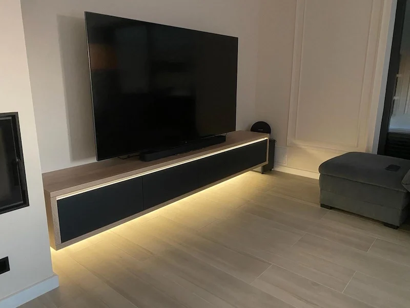 living-suspendat-arad